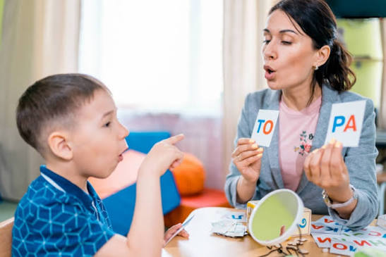 Çocuklarda Geç Konuşma Nedir? Ne Zaman Destek Alınmalı?